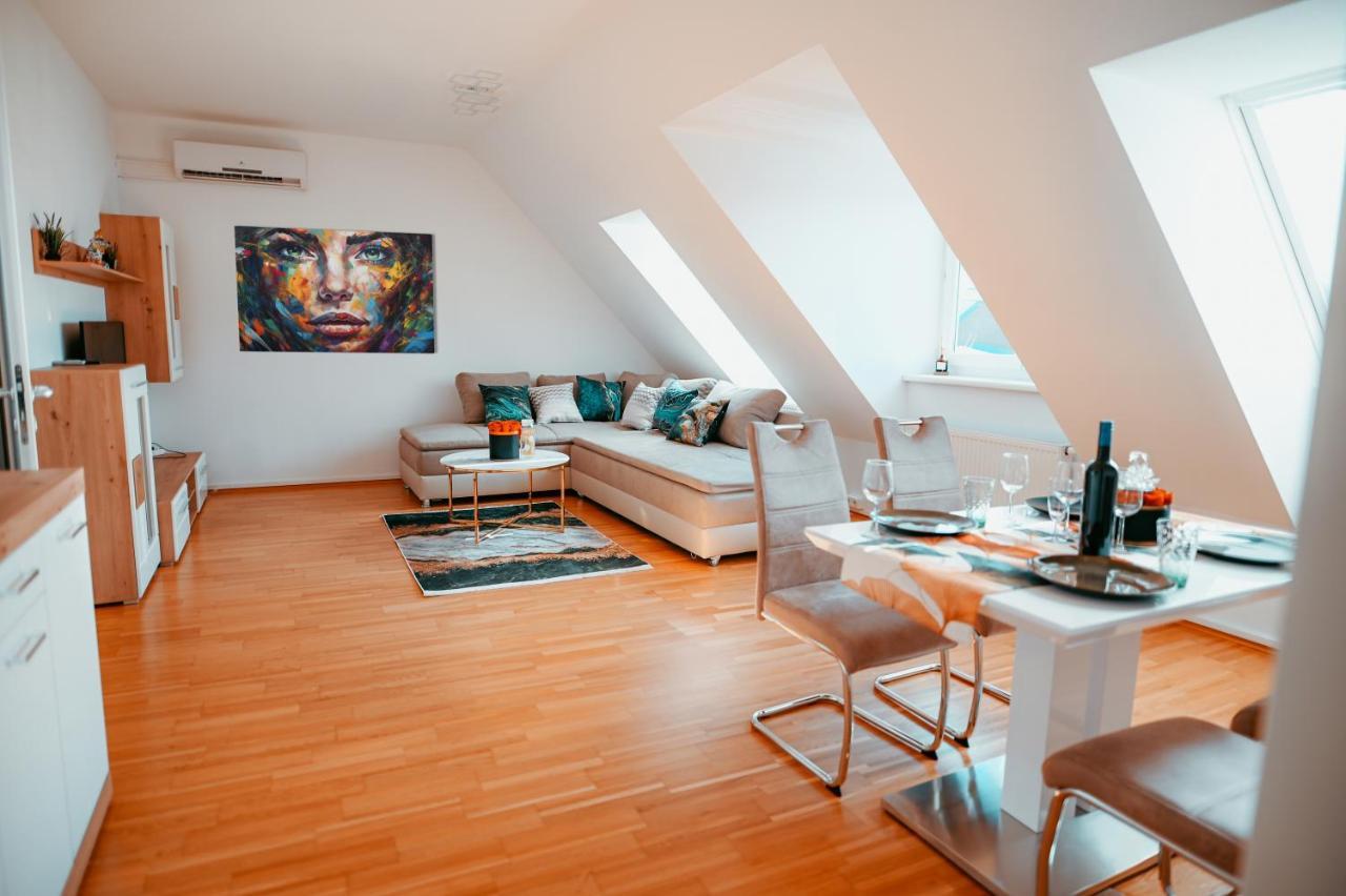 Vienna Deluxe Apartment Екстер'єр фото