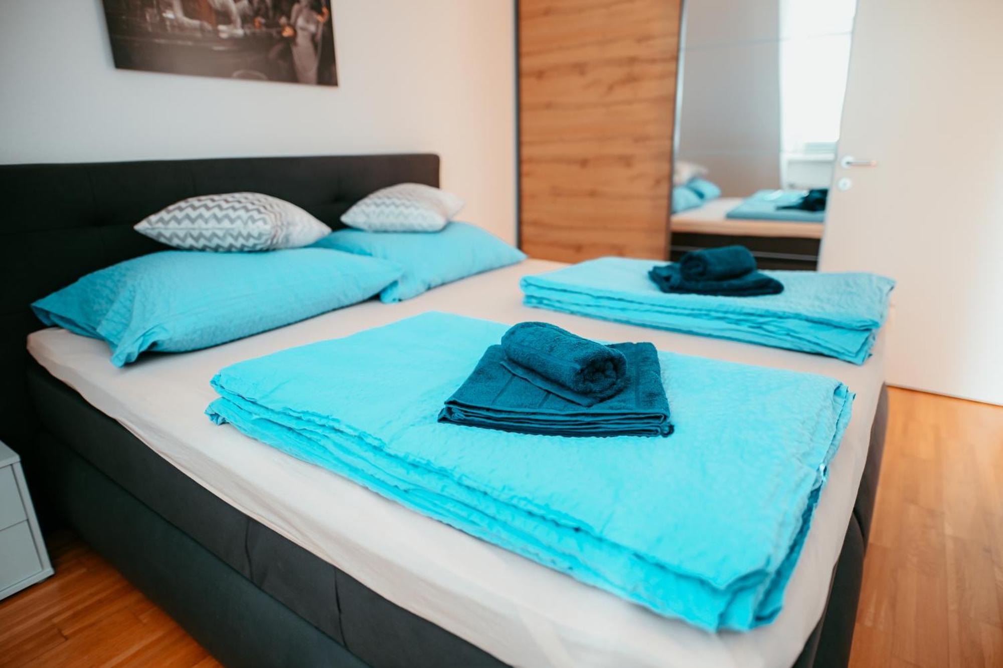 Vienna Deluxe Apartment Екстер'єр фото