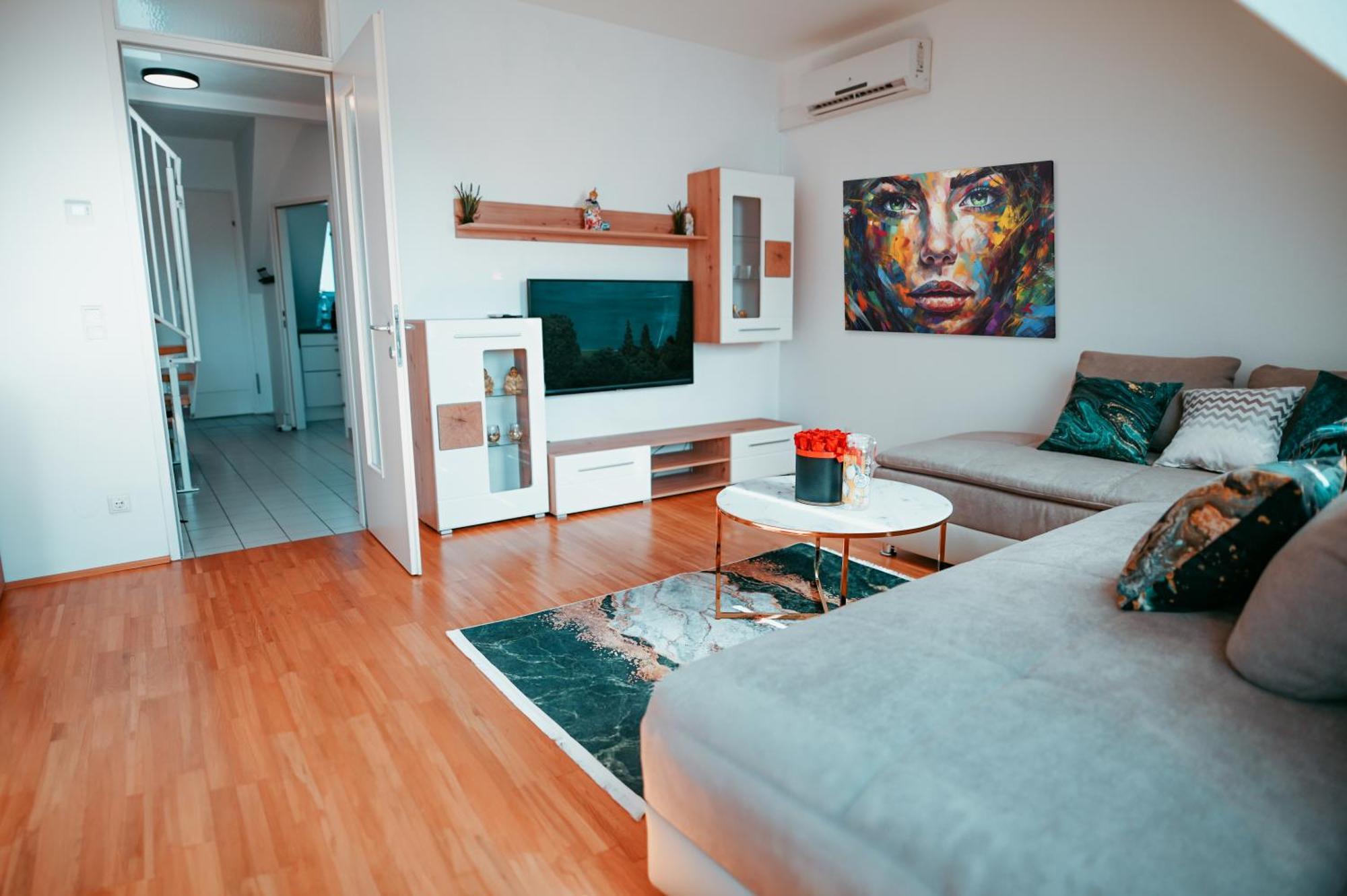 Vienna Deluxe Apartment Екстер'єр фото